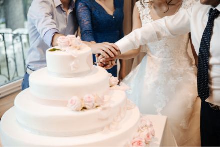 Spórolj ezreket a jól kiszámolt esküvői sütirendelésen!